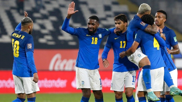 Brazil clinch 1-0 away win over Chile: Highlights and Goals of