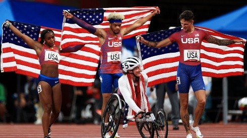 The United States celebrate after winning gold in the 4x100m Universal Relay. (Getty)