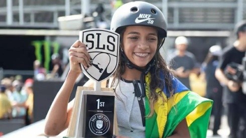 Rayssa Leal, quando venceu o SLS. (Foto: Reprodução Instagram CBSk)