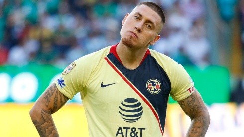 Baños no descartó que Nicolás Castillo vuelva a jugar en América.