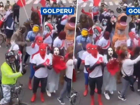 Dos Spiderman, un Power Ranger y un dinosaurio: particular despedida a Selección Peruana