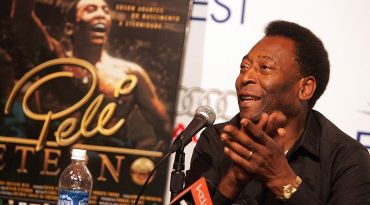 Globe Soccer - 🤩 The greatest player of all-time is _____ 💫 Pelé