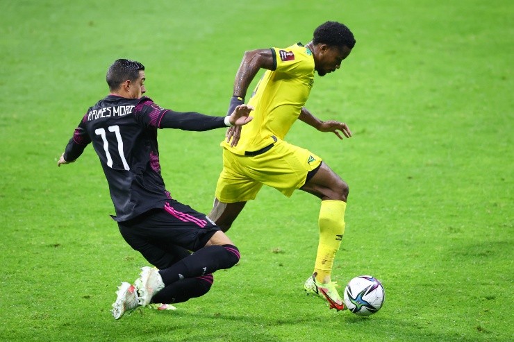 Auxiliar técnico del Tri defendió a Funes Mori. Getty.