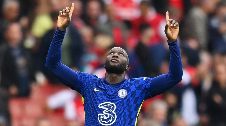Lukaku Celebrating
