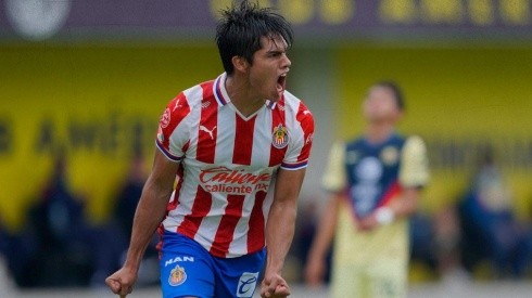 Mario Orozco, de jugar en Chivas a ser preparador físico de Macías.