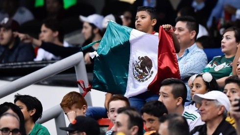 La afición volveríáal estadio Azteca para los partido de México contra Canadá y Honduras.