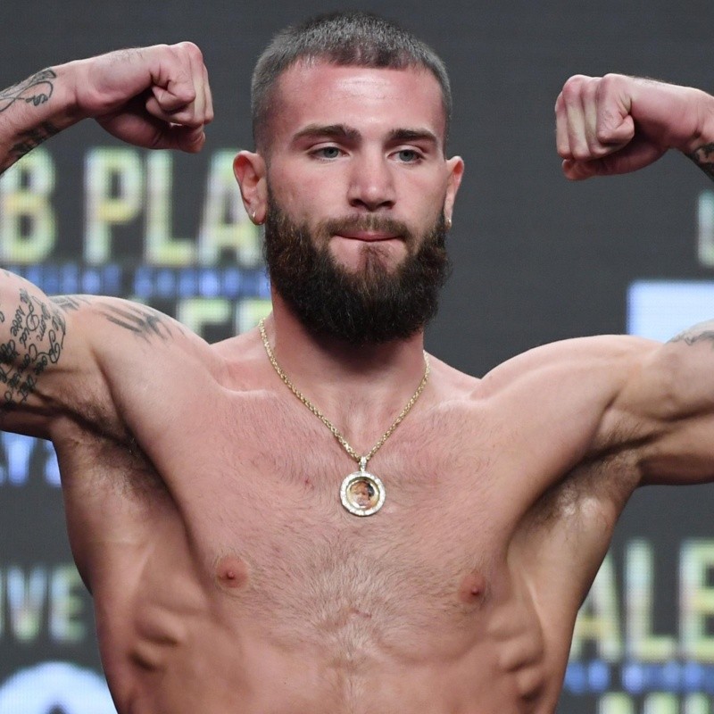 Un excampeón del mundo le dio el peor desenlace a Caleb Plant frente a Canelo Álvarez