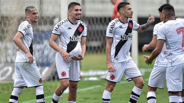 Onde assistir o jogo do Cruzeiro hoje X Vasco; partida começa às 16h