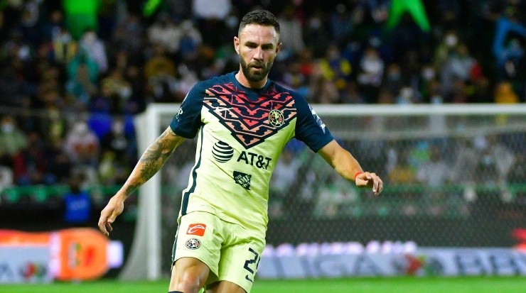 Layún fue tundido por la afición. (Imago 7)