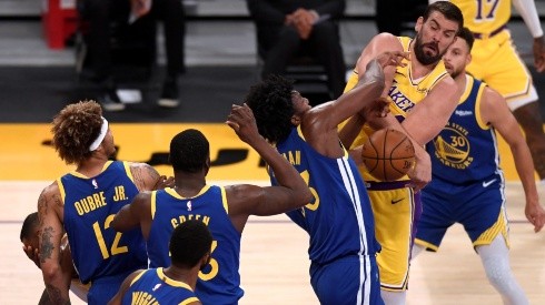Marc Gasol con Los Angeles Lakers ante Golden State Warriors