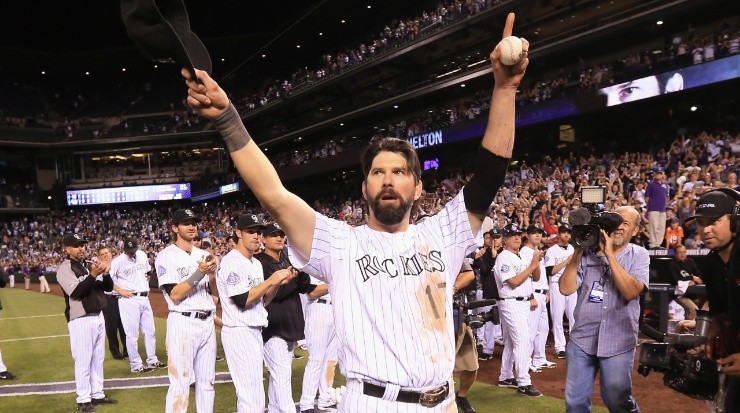 Todd Helton #17 of the Colorado Rockies acknowledges the standing ovation from the fans after he played his last home game at Coors Field on September 25, 2013 (Getty Images).