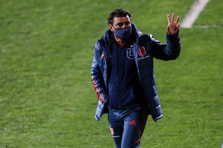 Universidad de Chile Esteban Valencia