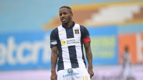 Jefferson Farfán llegó a Alianza Lima en marzo de este año.
