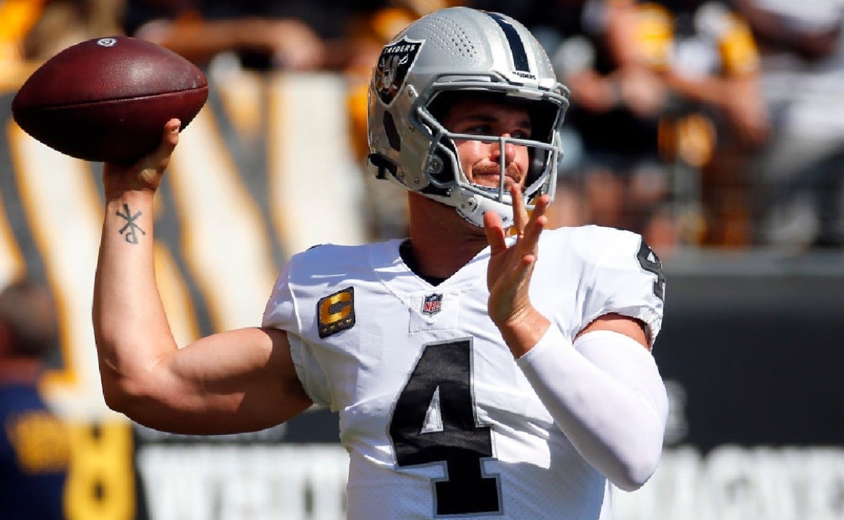 Raiders vs Bengals AFC Wild Card Preview & Prediction + Derek Carr