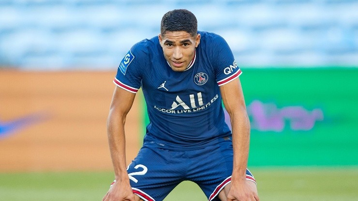 Achraf Hakimi, cada vez más sólido en PSG.