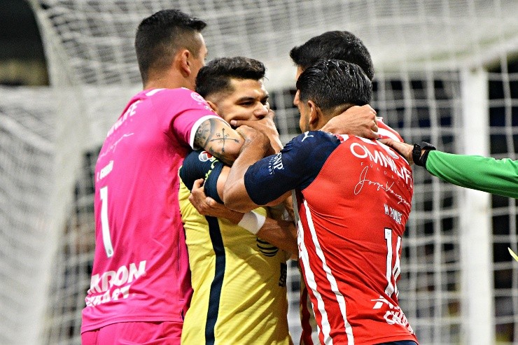 Henry Martín vs. Miguel Ponce