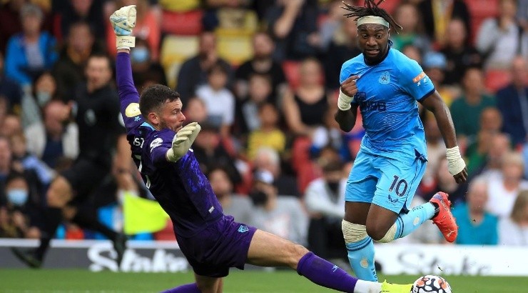 Allan Saint-Maximin of Newcastle United and Ben Foster of Watford (Getty)
