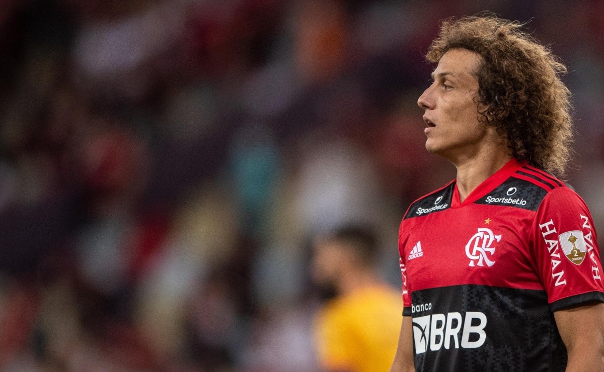 Flamengo Flamengo confirma lesão em David Luiz que ficará fora por