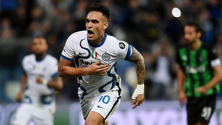 Festejo de gol de Lautaro Martínez.