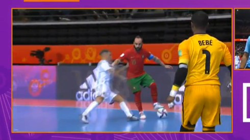 VIDEO: La insólita expulsión de Borruto por pegarle un piña a un rival en la final del Mundial de Futsal