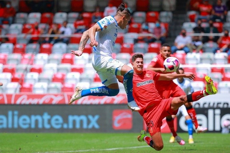 Pese a su gran actuación, Ortega no pudo evitar el gol de Querétaro (Imago 7)