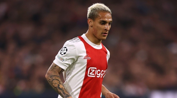 Ajax right-winger Antony is reportedly on the radar of Bayern and Barcelona. (Getty)