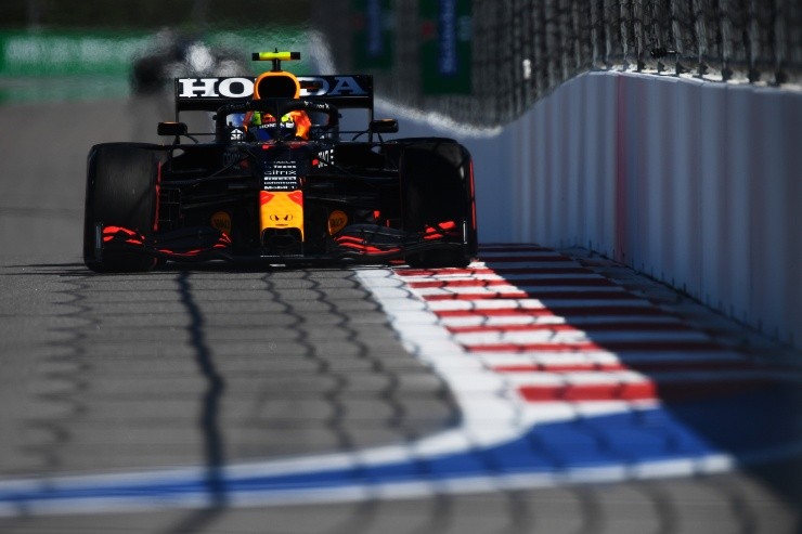 Checo tuvo un buen rendimiento en Rusia, pero la lluvia le arruinó el podio (Getty Images)