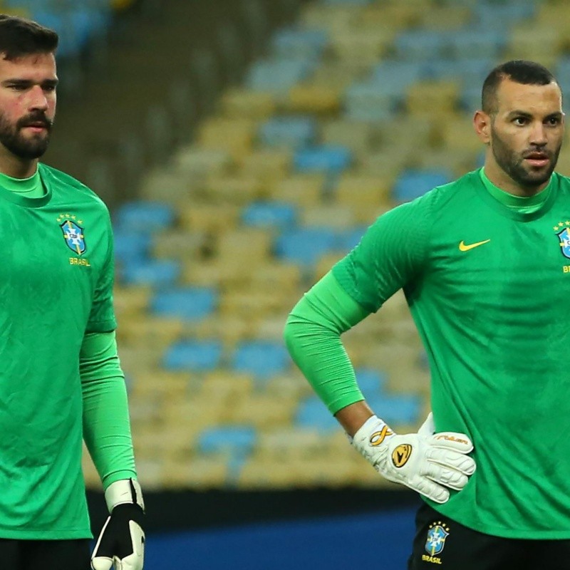 Alisson ou Weverton? Tite ainda está em dúvida sobre quem será o goleiro do Brasil contra a Venezuela