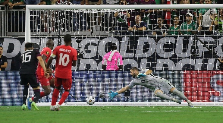 Héctor Herrera se vistió de héroe en el último encuentro entre Cánada y México (Getty Images)