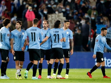 Uruguay sorprende: ¿cinco defensores contra Argentina?