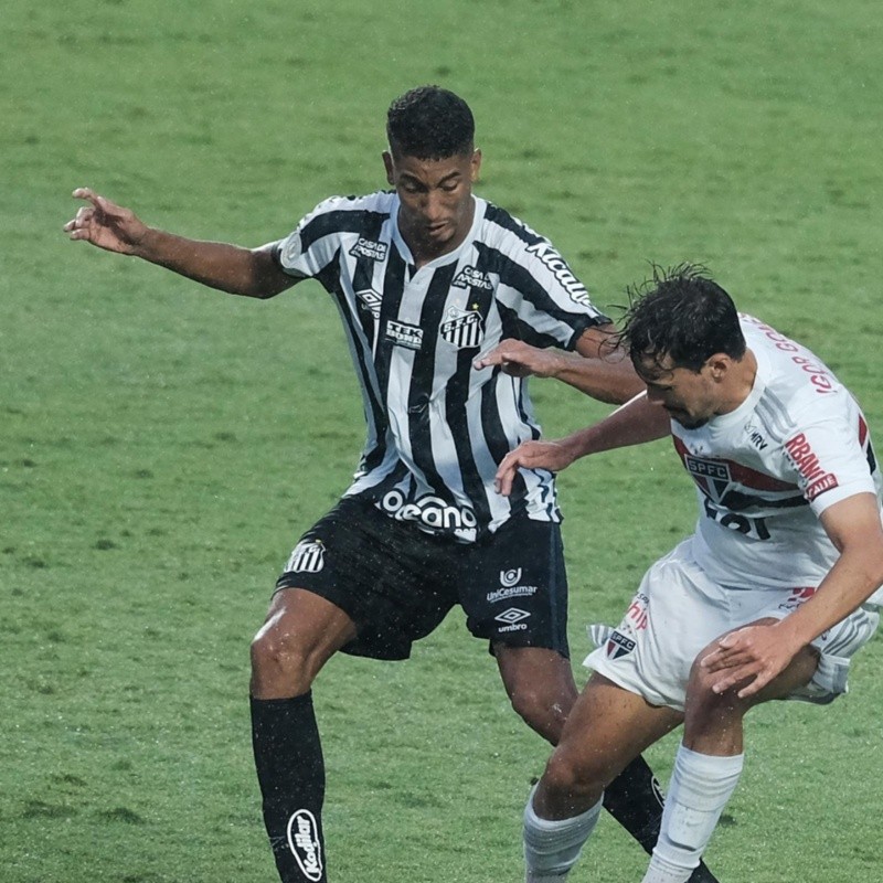 Vinícius Balieiro renova com o Santos; confira novo vínculo