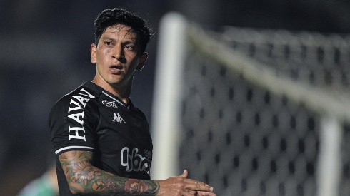 Vasco terá cinco confrontos de "seis pontos" seguidos na Série B (Foto: Thiago Ribeiro/AGIF)