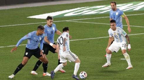 Indignación en Uruguay porque no pegaron ni una patada contra Argentina