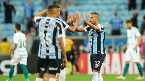 Com mudanças, o Grêmio está escalado para enfrentar o Fortaleza e buscar a vitória fora de casa pelo Brasileirão. (Foto: Pedro H. Tesch/AGIF)