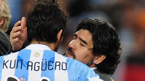 Desgarrador: el relato del Kun Agüero sobre la muerte de Maradona