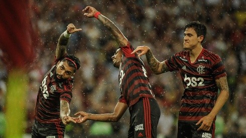 Trio de atacantes do Flamengou marcou 104 dos 200 gols feitos nas últimas 99 partidas do Brasileirão (Foto: Allan Carvalho/AGIF)