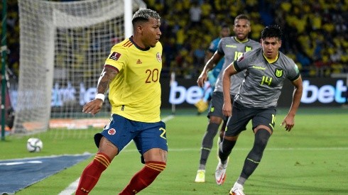 Roger Martínez no pudo marcar diferencia ante Ecuador.