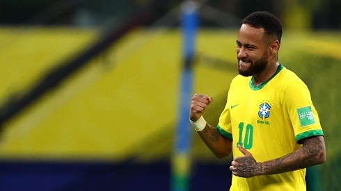 Neymar llegó a 70 goles con la Selección Brasileña.