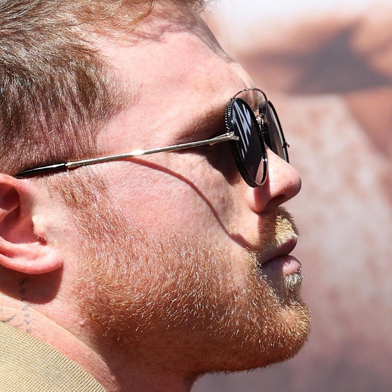 Canelo Álvarez recibió un mensaje de peleador más temido de la UFC