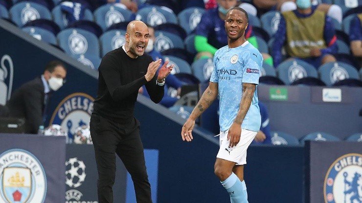 Guardiola y Sterling en Manchester City.