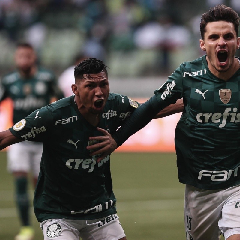 Raphael Veiga marca de pênalti, e Palmeiras volta a vencer no Campeonato Brasileiro