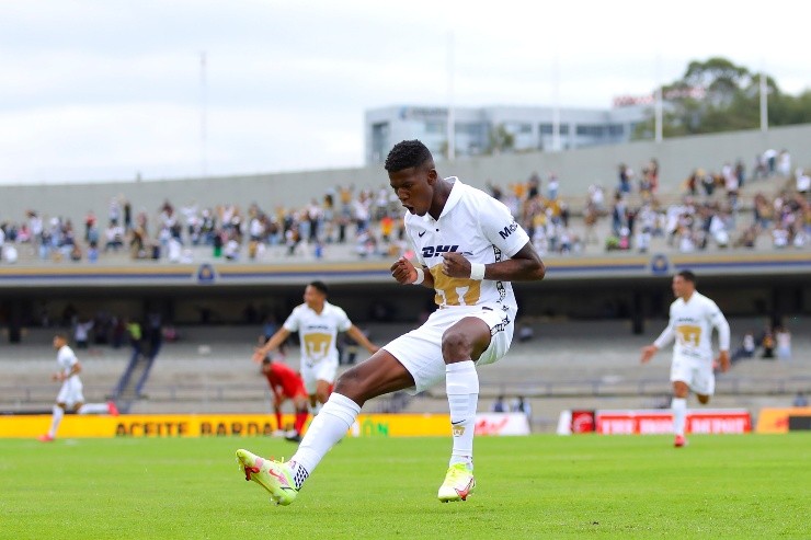 Washington Corozo en Pumas