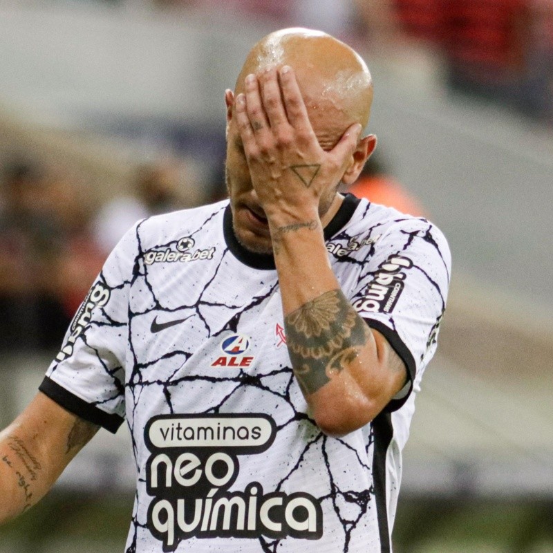 Fábio Santos admite que Corinthians não conseguiu entrar no ritmo do jogo