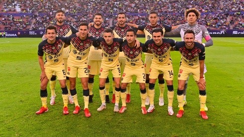 América recibe a Santos Laguna en el Estadio Azteca.
