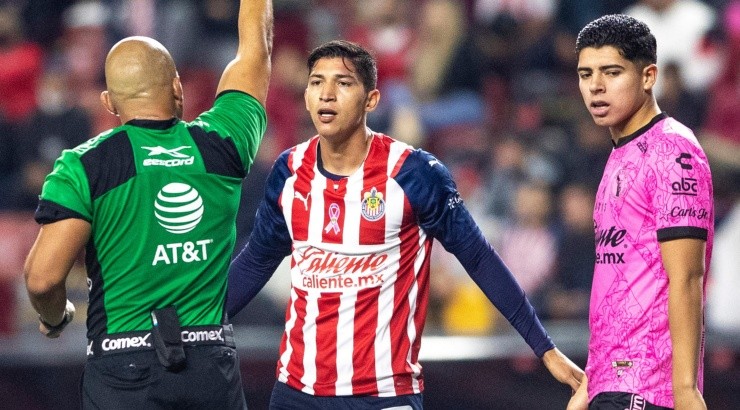 El delantero fue tundido en redes (Imago 7)