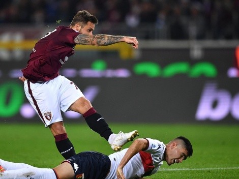 Johan Vásquez tuvo un partido para el olvido en la derrota de Genoa
