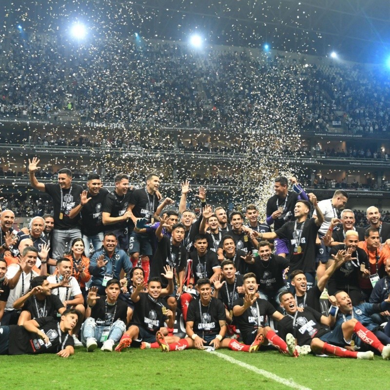 Rayados estrenó escudo tras ganar la Concacaf Champions League