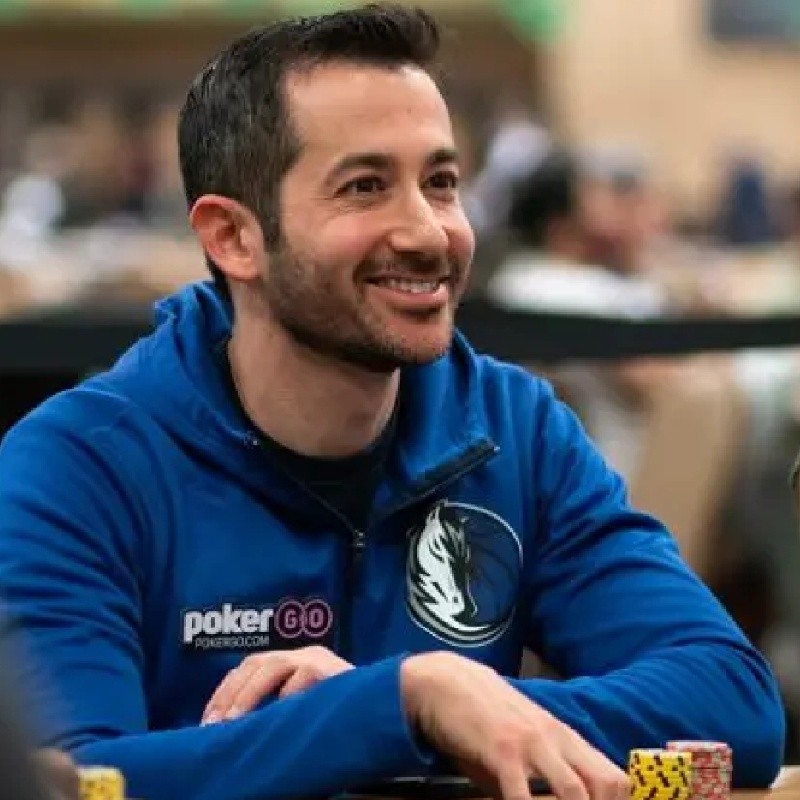 Jornalista especializado em poker chega bem perto do bracelete de campeão mundial