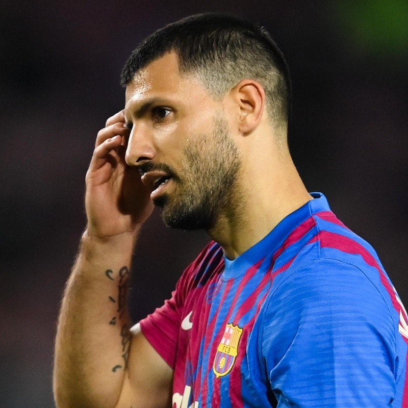 Barcelona comunicó cuánto tiempo van a evaluar a Agüero para su recuperación