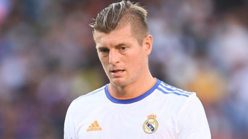 Toni Kroos' contract with Real Madrid expires in 2023, but he could leave sooner as he has interest from PSG and a Premier League giant.